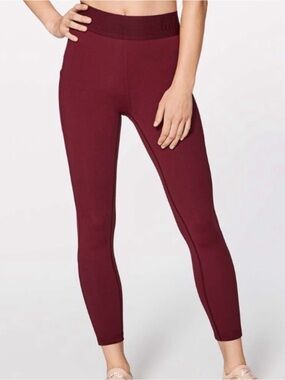 Lululemon Box it Out Tight Burgundy size 6
